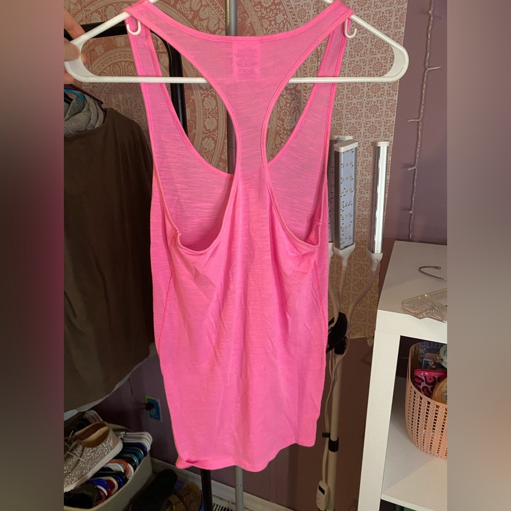 PINK Tank - Picture 3 of 4